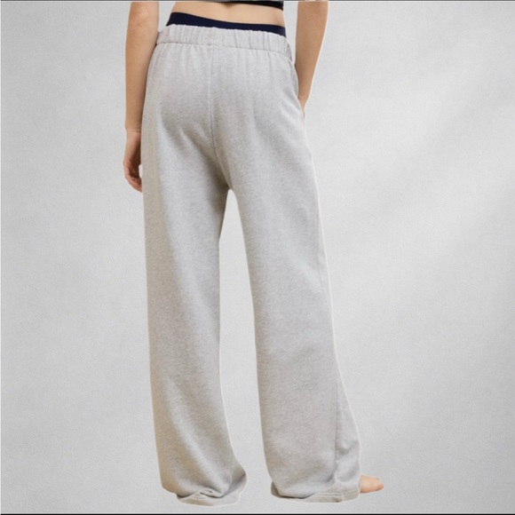 Aerie Women’s Pants L Wide Leg Sweatpants  Gray Soft Knit Stretch Waist - Picture 2 of 8